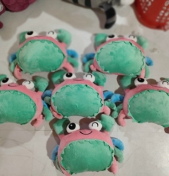 Gấu bông con cua