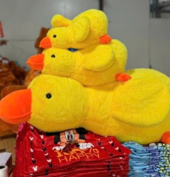 Gấu Bông Vịt Vàng Tung Tung